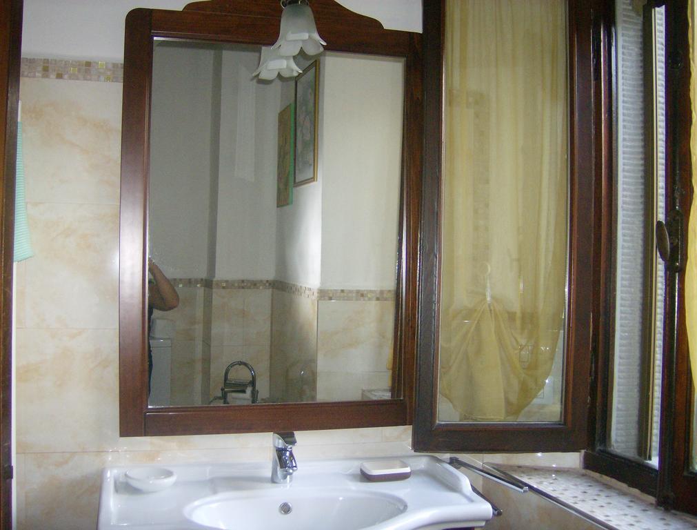 Casa Dina Bed & Breakfast Terontola Bilik gambar